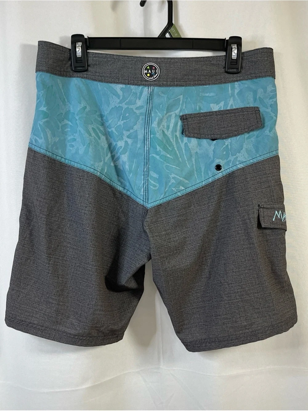 Maui and Sons Colorblock Board Shorts 4 Way Stretch Grey Blue Mens 32
